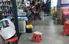 菏泽小商品批发市场(菏泽小商品批发市场都是卖的什么)