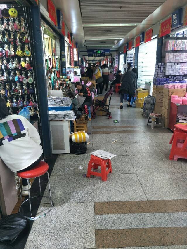 菏泽小商品批发市场(菏泽小商品批发市场都是卖的什么)