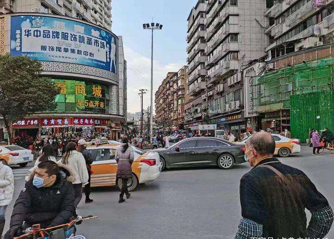 汉正街小商品(汉正街小商品批发市场在哪)